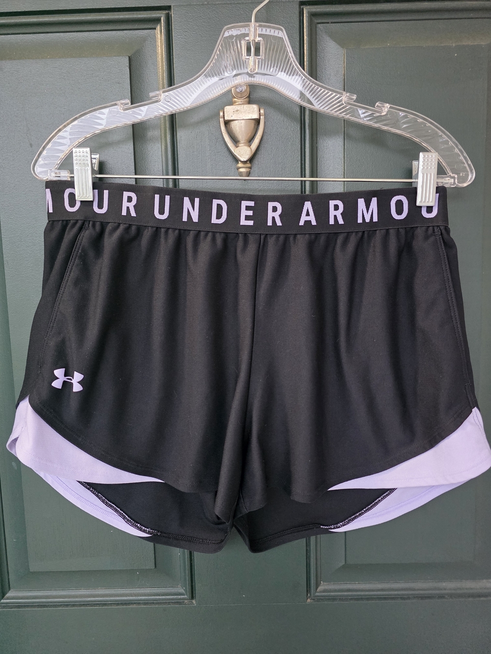 Under Armour Play Up Shorts Womens Large Black Lavender Purple HeatGear Running